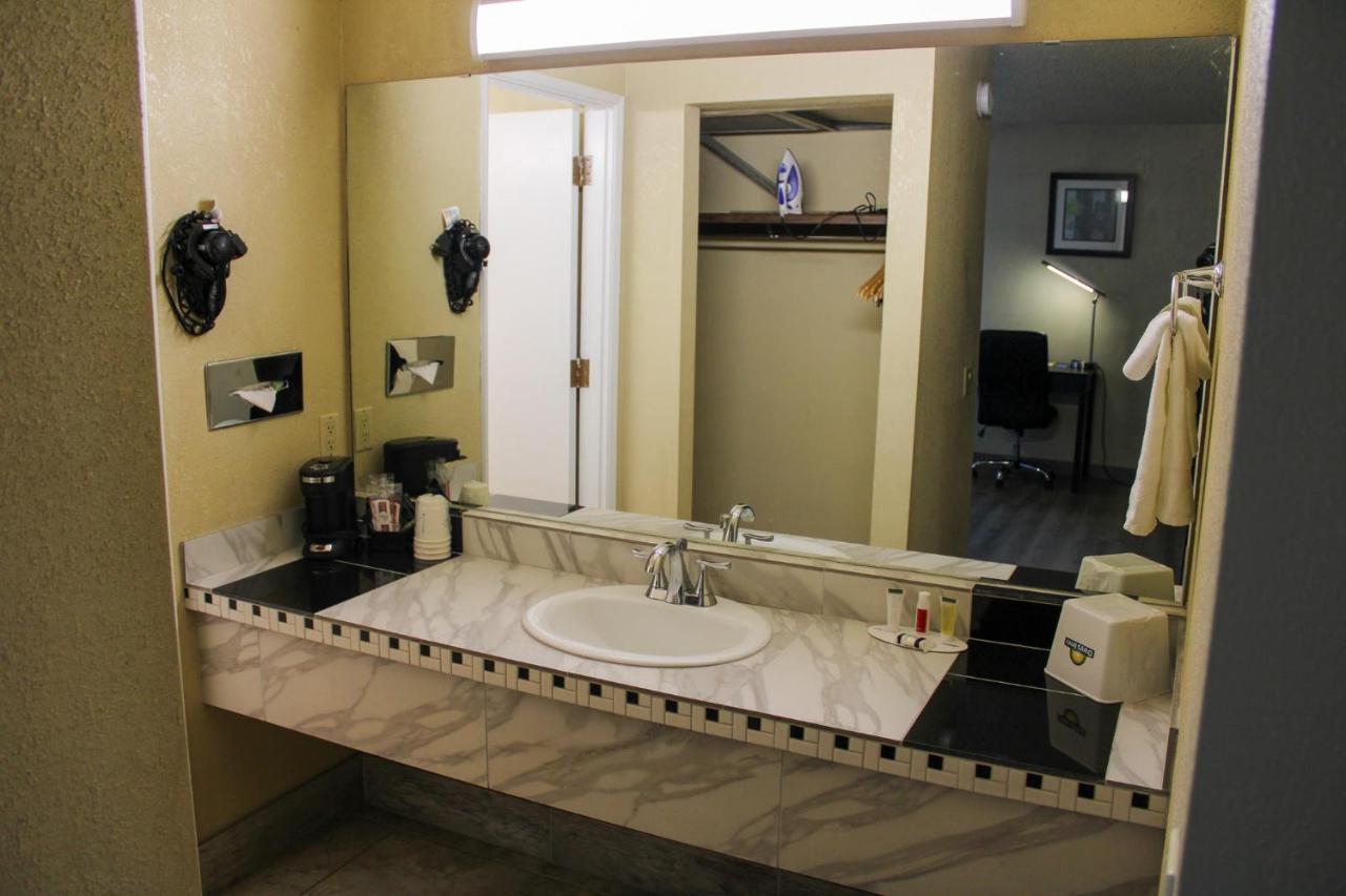 Days Inn By Wyndham Bend Luaran gambar