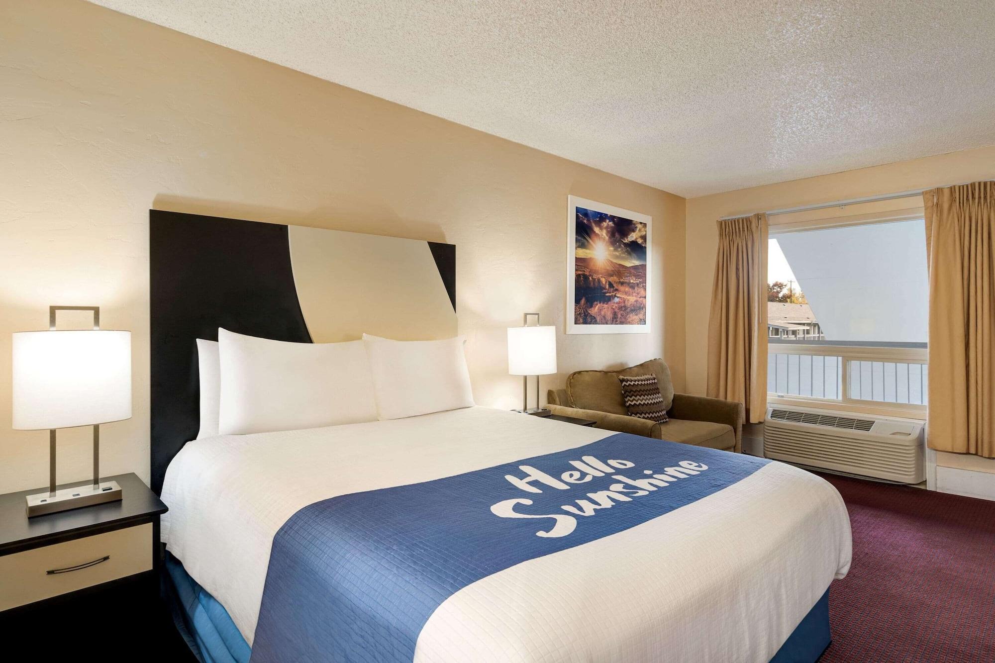 Days Inn By Wyndham Bend Luaran gambar